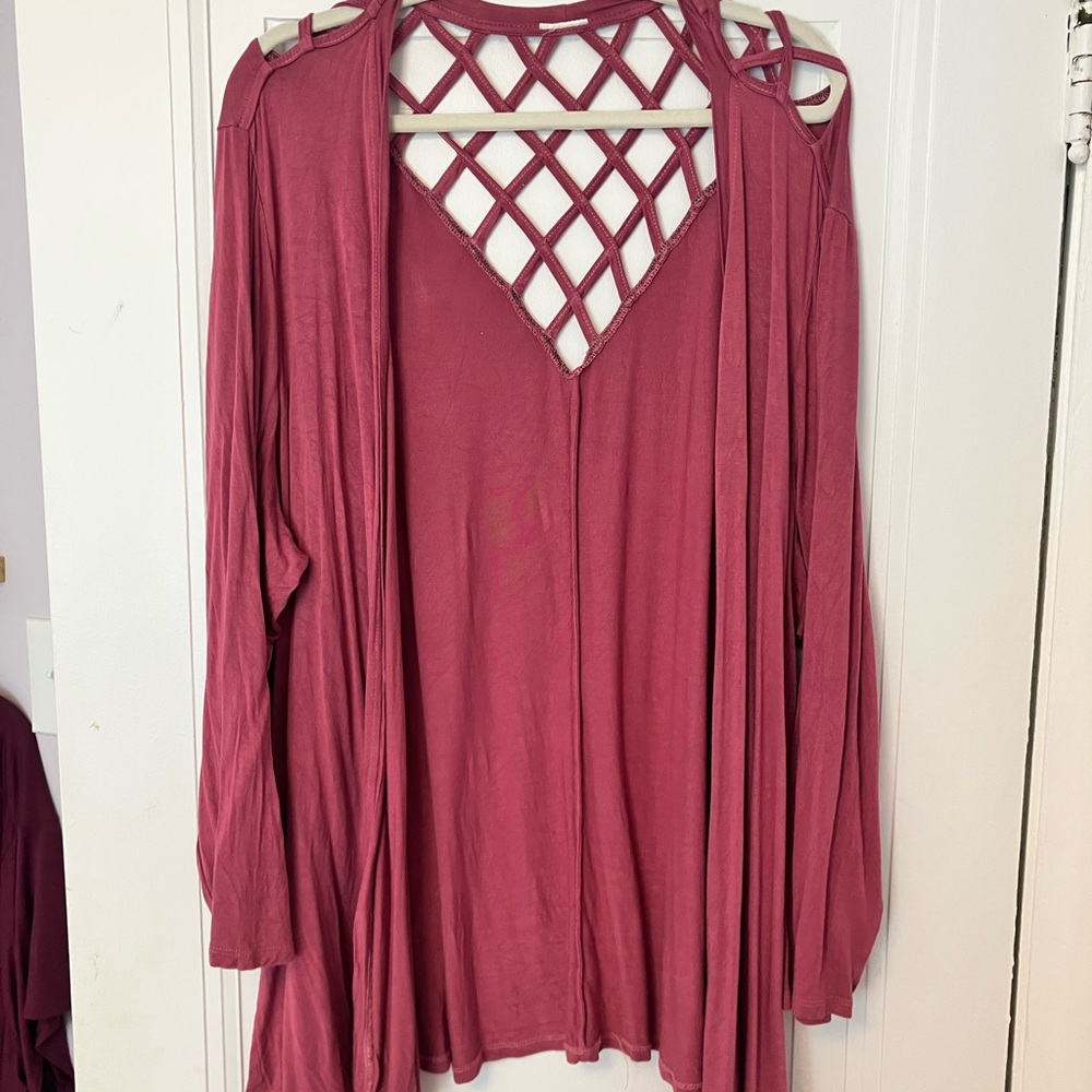 Burgundy Open Cardigan with Lattice Back